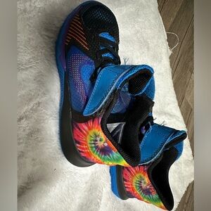 Nike kyrie kids shoes, size 12c, worn a handful of times for basketball only